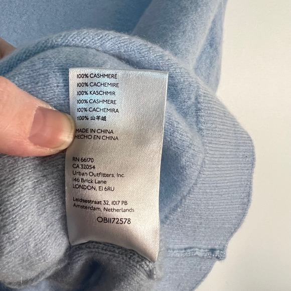 Pilcro Anthropologie 100% Cashmere Cropped Mock Neck Sweater Light Blue XL cozy - Picture 8 of 9